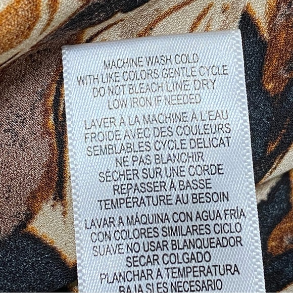 Bobeau Animal Print Keyhole Blouse Sleeveless Boho Lace Detail Top XS - Picture 8 of 9